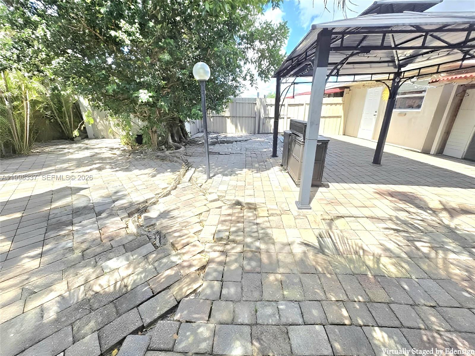 CAPE CORAL - Residential Income