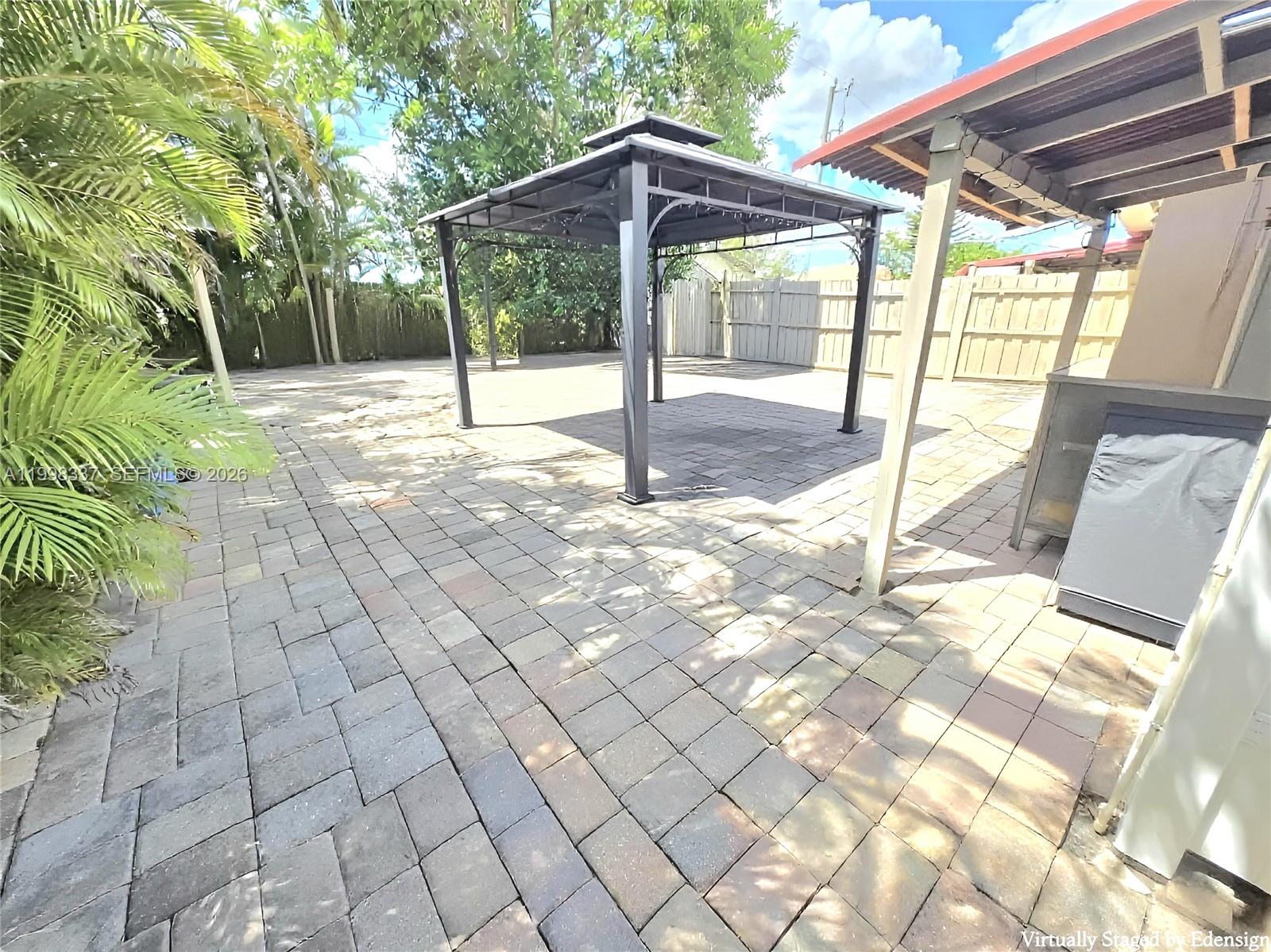 CAPE CORAL - Residential Income