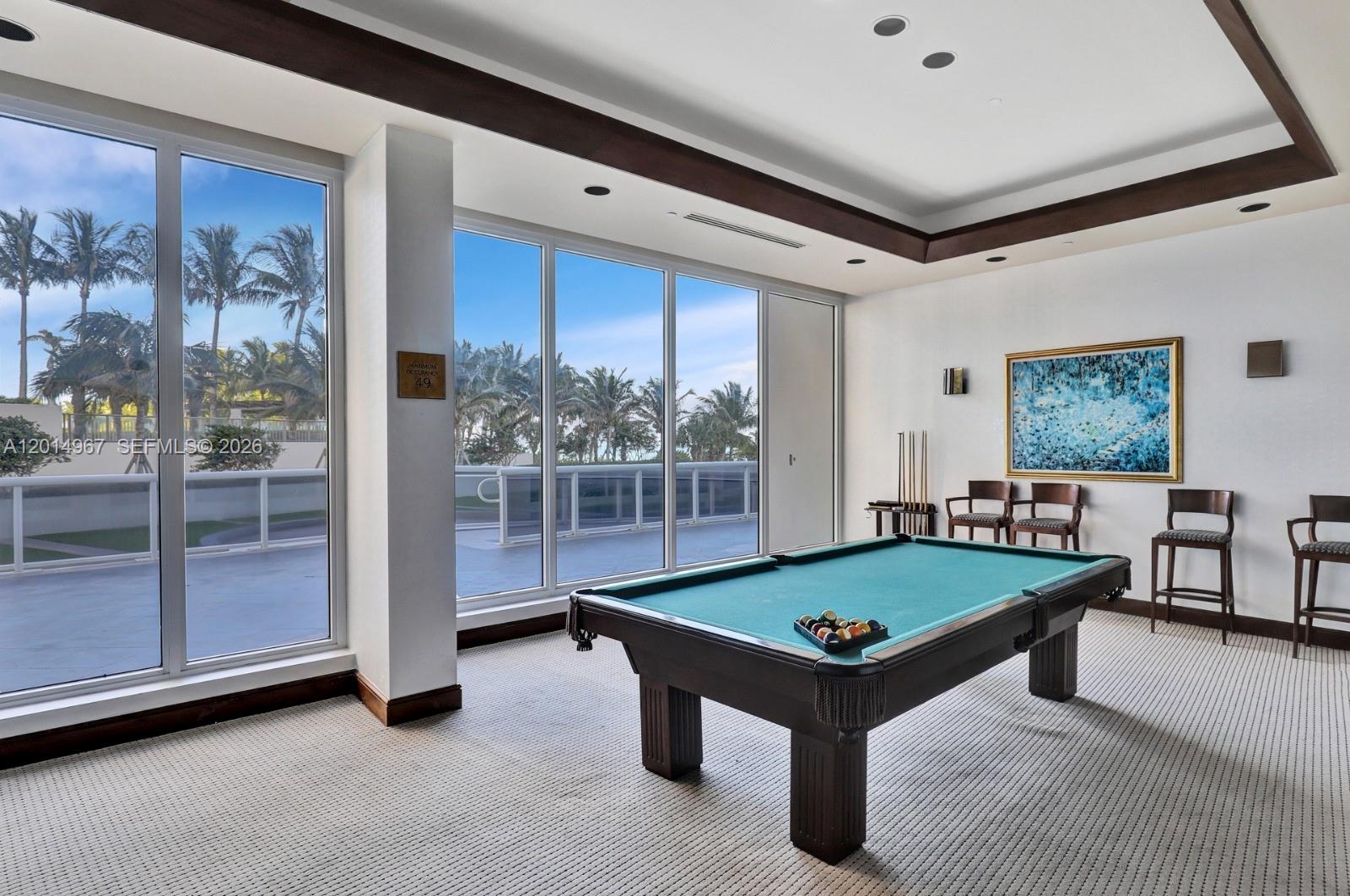 MAJESTIC TOWER - Residential