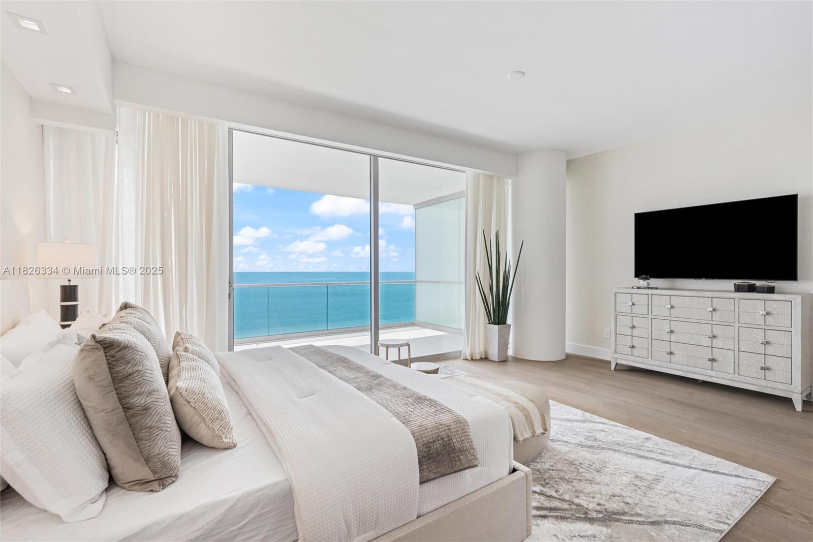 OCEANA BAL HARBOUR CONDO - Residential
