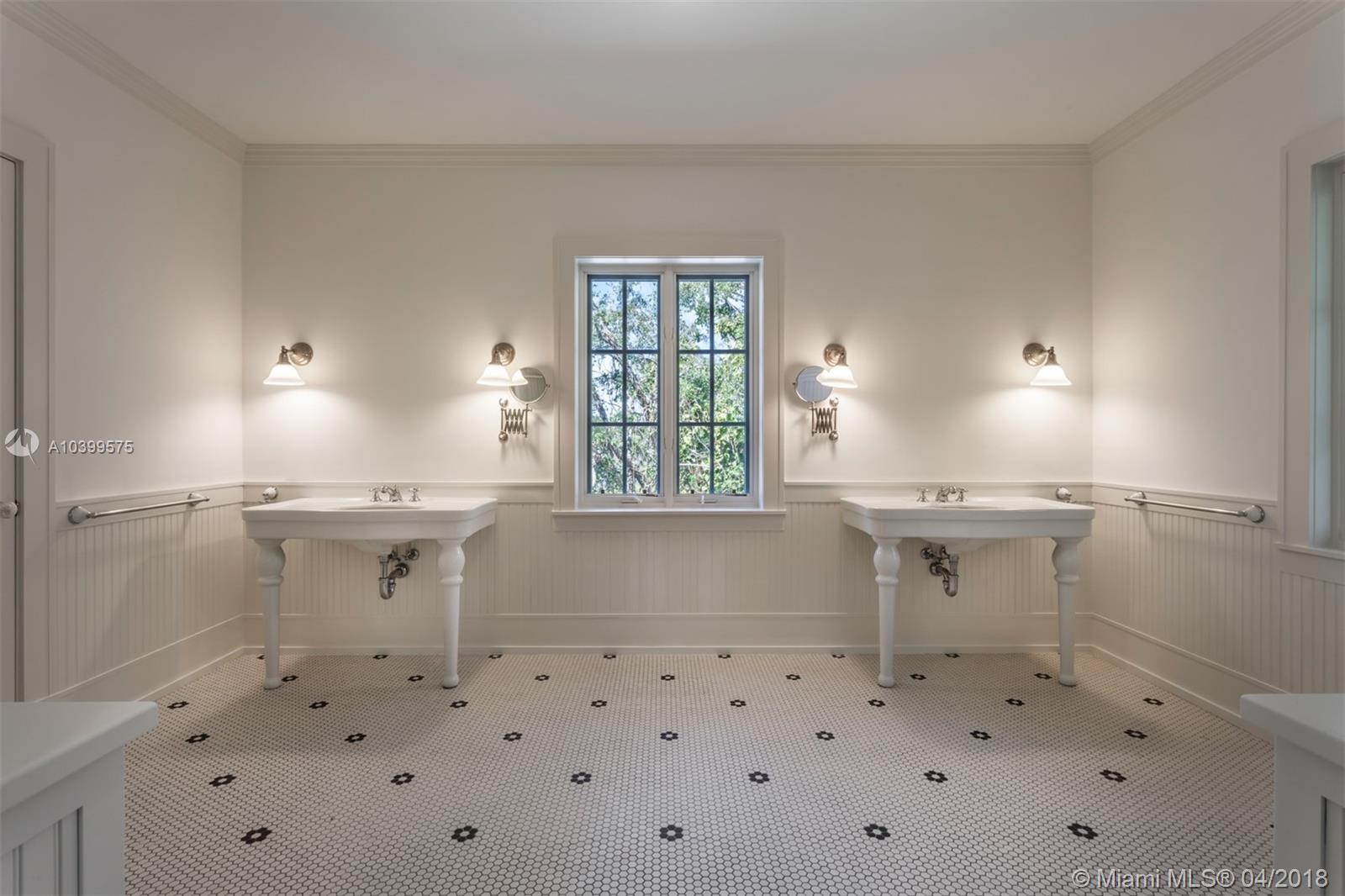 HAMMOCK LAKE PARK - Residential