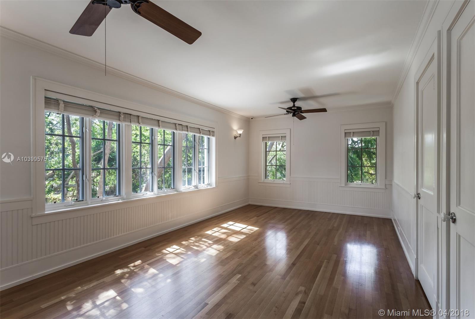 HAMMOCK LAKE PARK - Residential