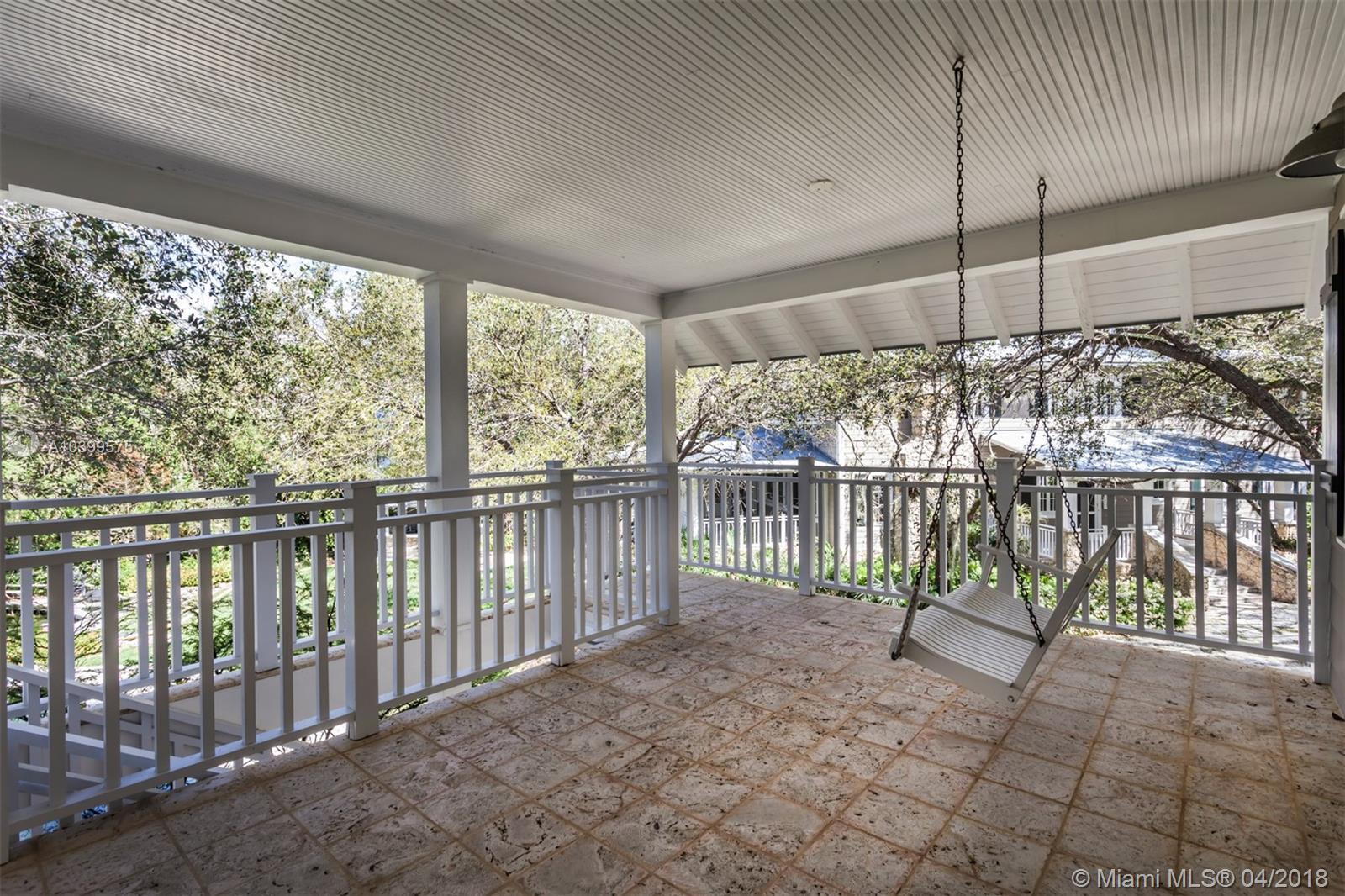 HAMMOCK LAKE PARK - Residential