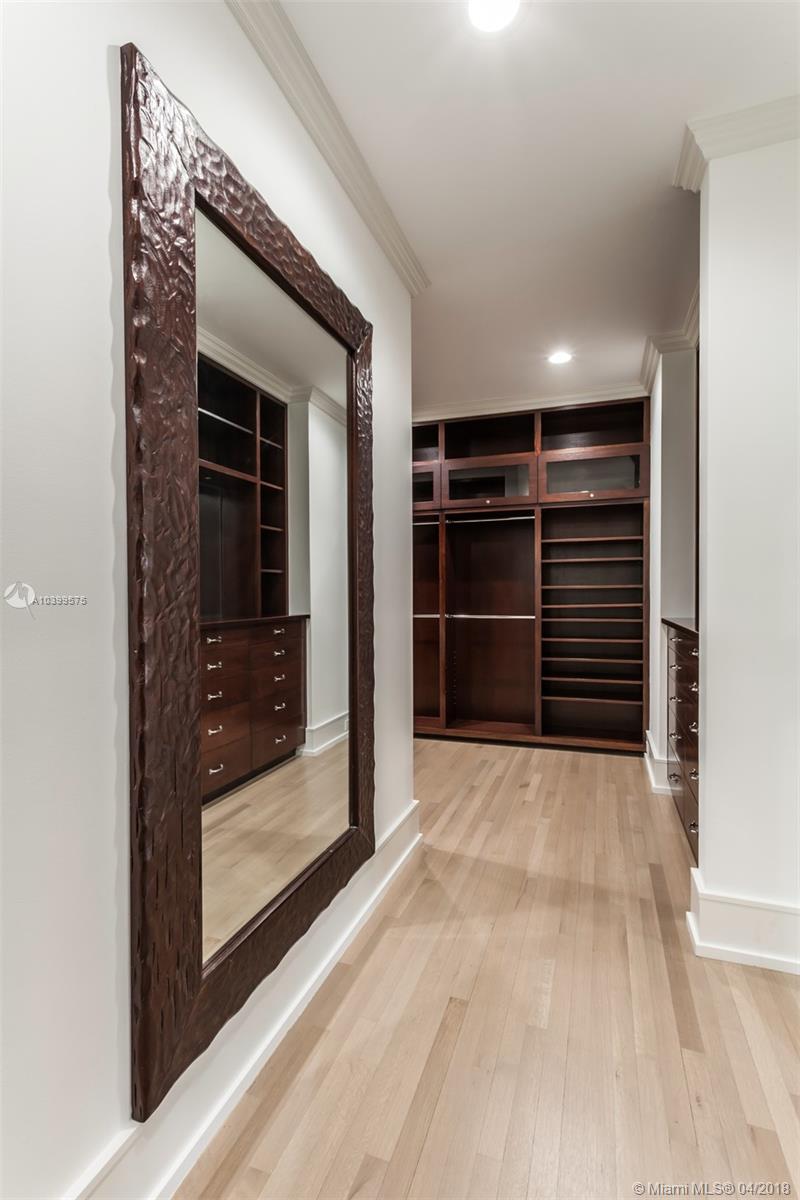 HAMMOCK LAKE PARK - Residential