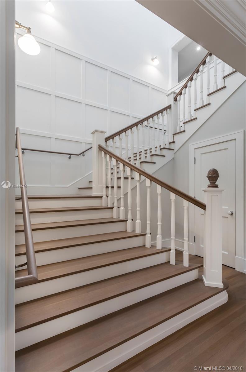 HAMMOCK LAKE PARK - Residential