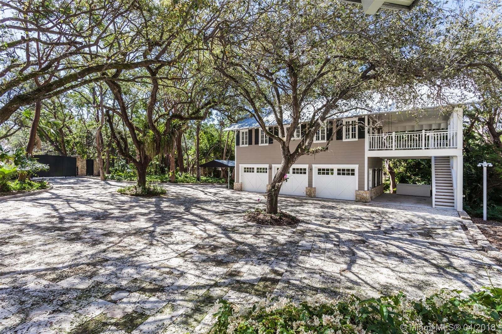 HAMMOCK LAKE PARK - Residential