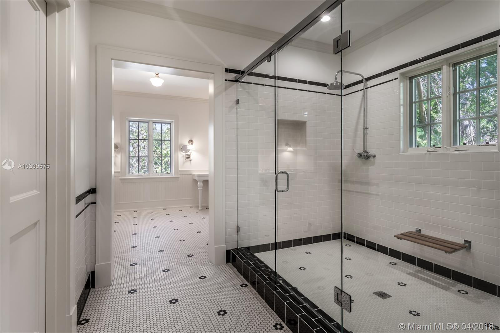 HAMMOCK LAKE PARK - Residential