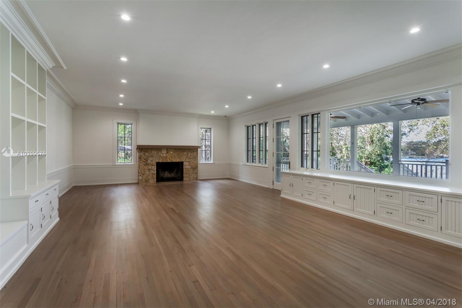 HAMMOCK LAKE PARK - Residential