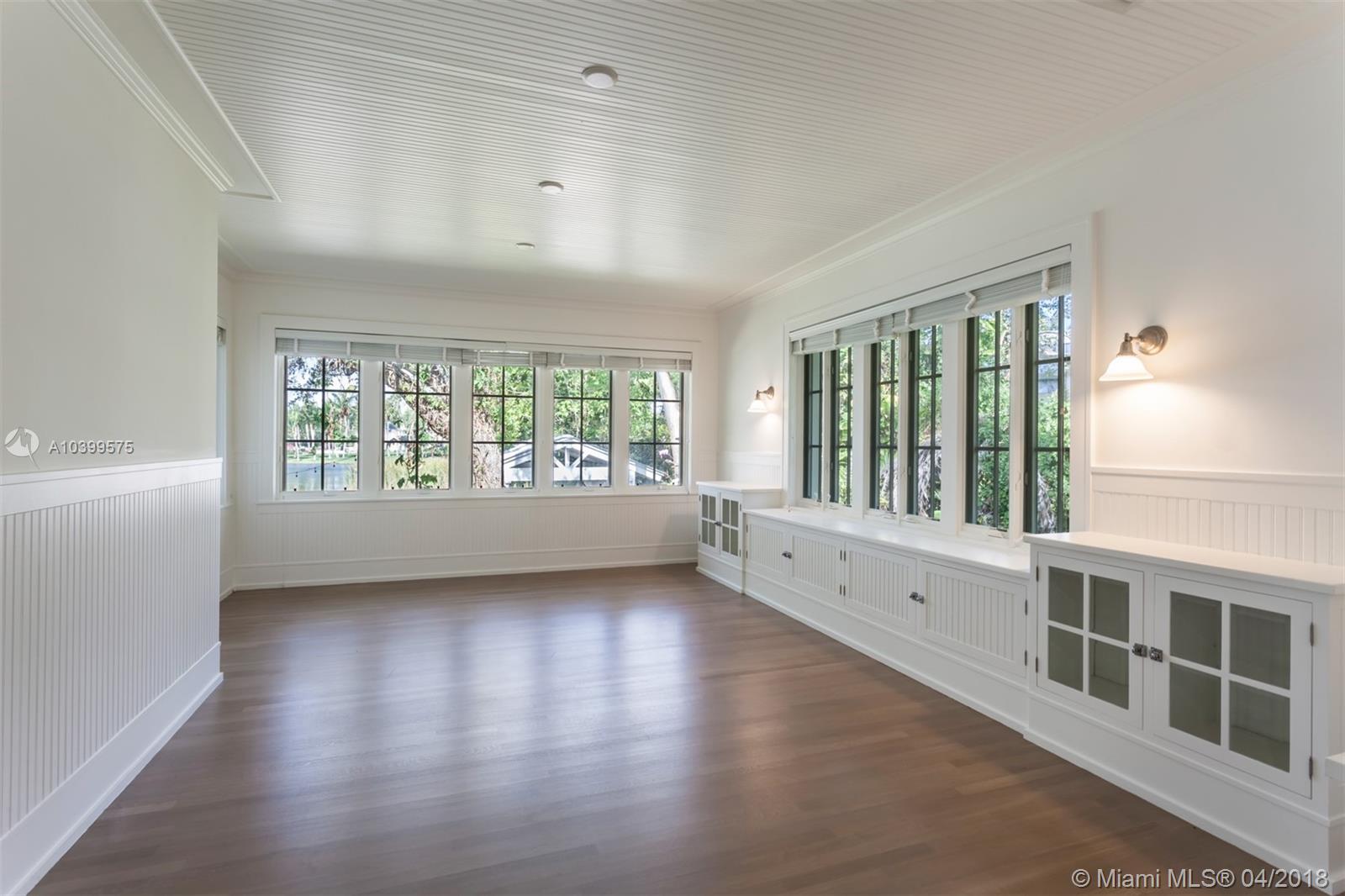 HAMMOCK LAKE PARK - Residential