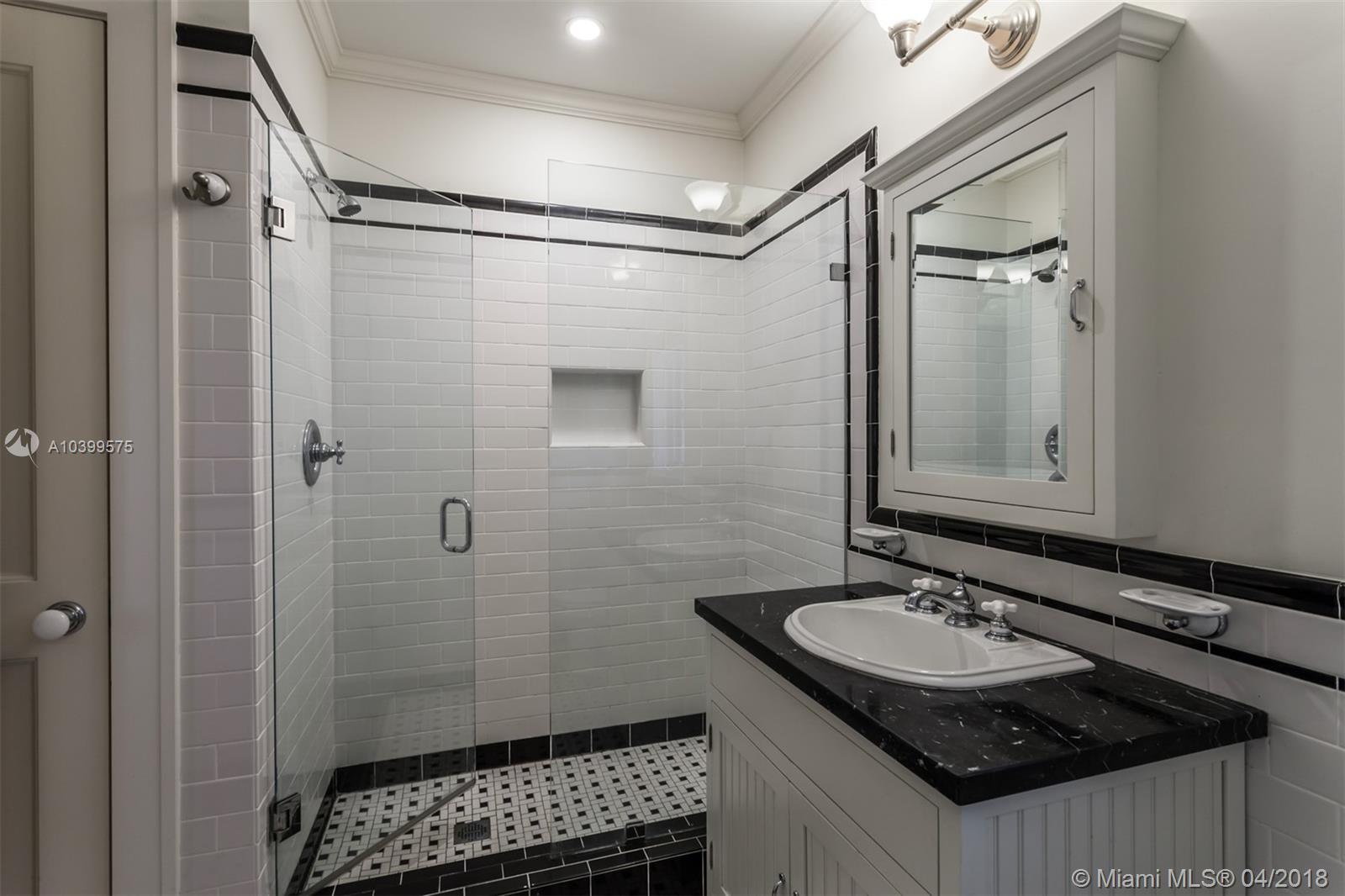 HAMMOCK LAKE PARK - Residential