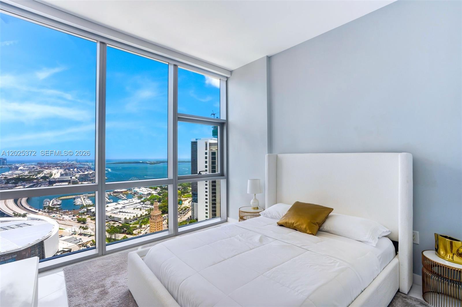 PARAMOUNT MIAMI WORLDCENT - Residential