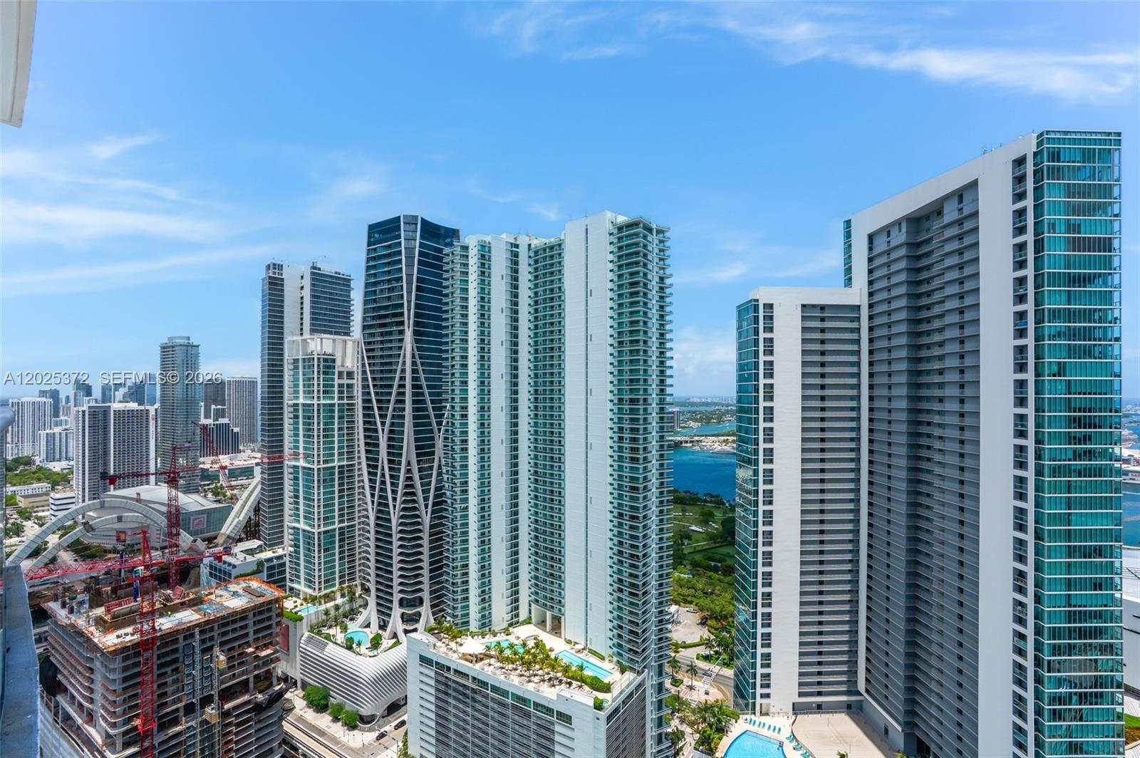 PARAMOUNT MIAMI WORLDCENT - Residential