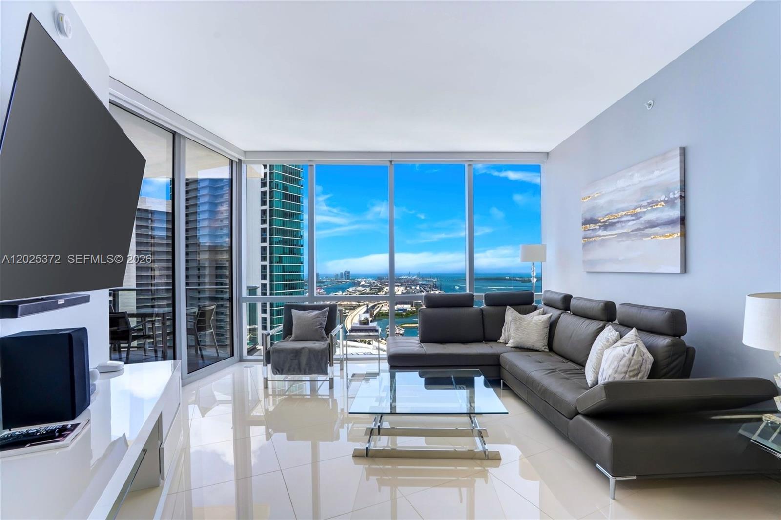 PARAMOUNT MIAMI WORLDCENT - Residential