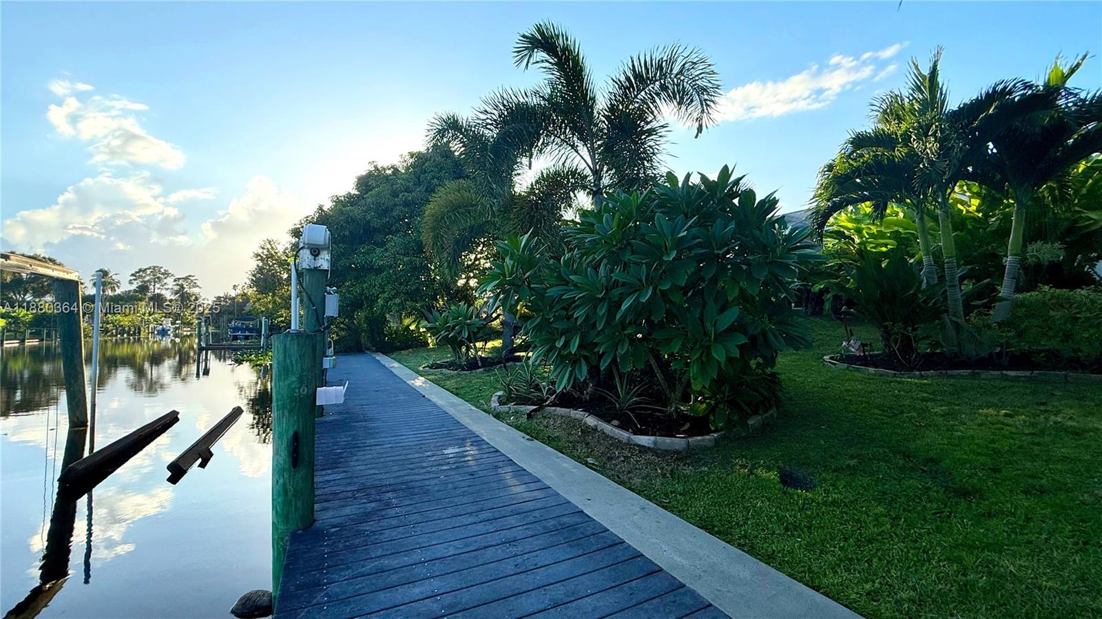 PORT ST LUCIE FLORESTA PI - Residential