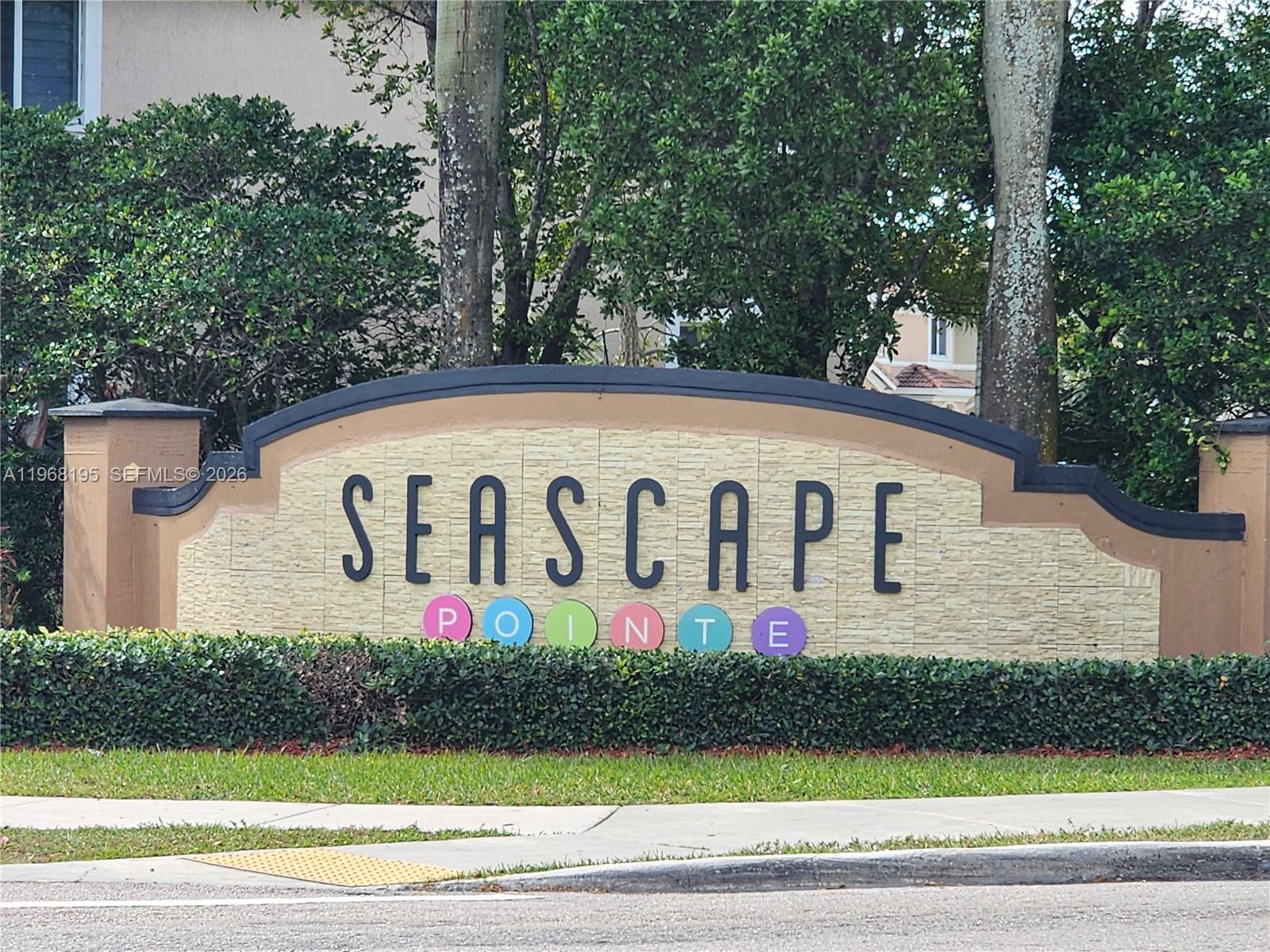 TOWNS AT SEASCAPE - Residential