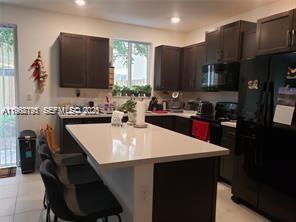 TOWNS AT SEASCAPE - Residential