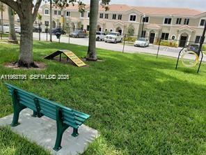 TOWNS AT SEASCAPE - Residential