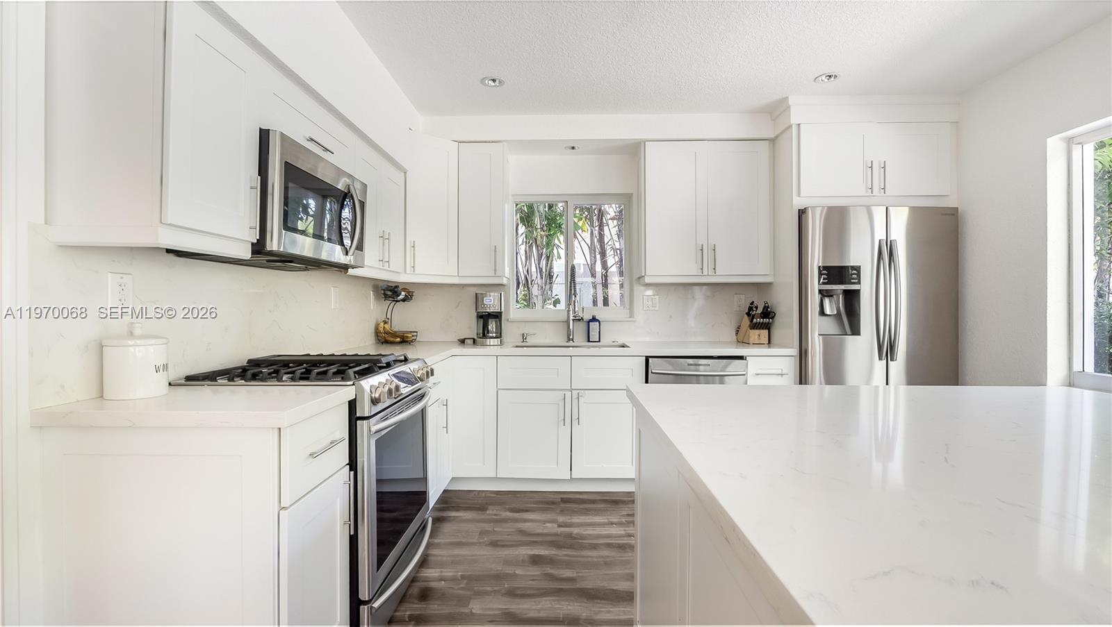 BEL-AIR - Residential