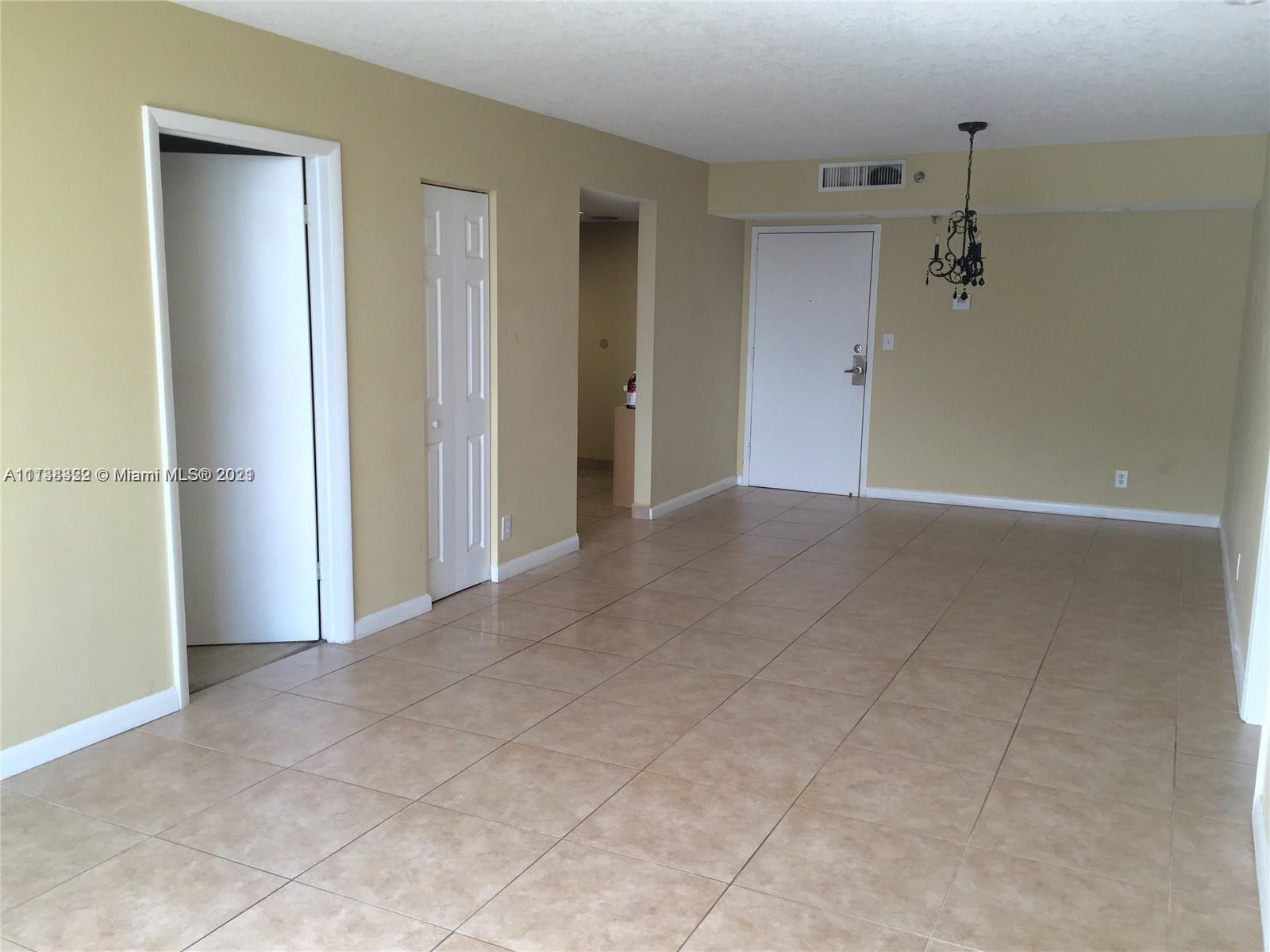 PARC CENTRAL AVENTURA EAS - Residential Lease