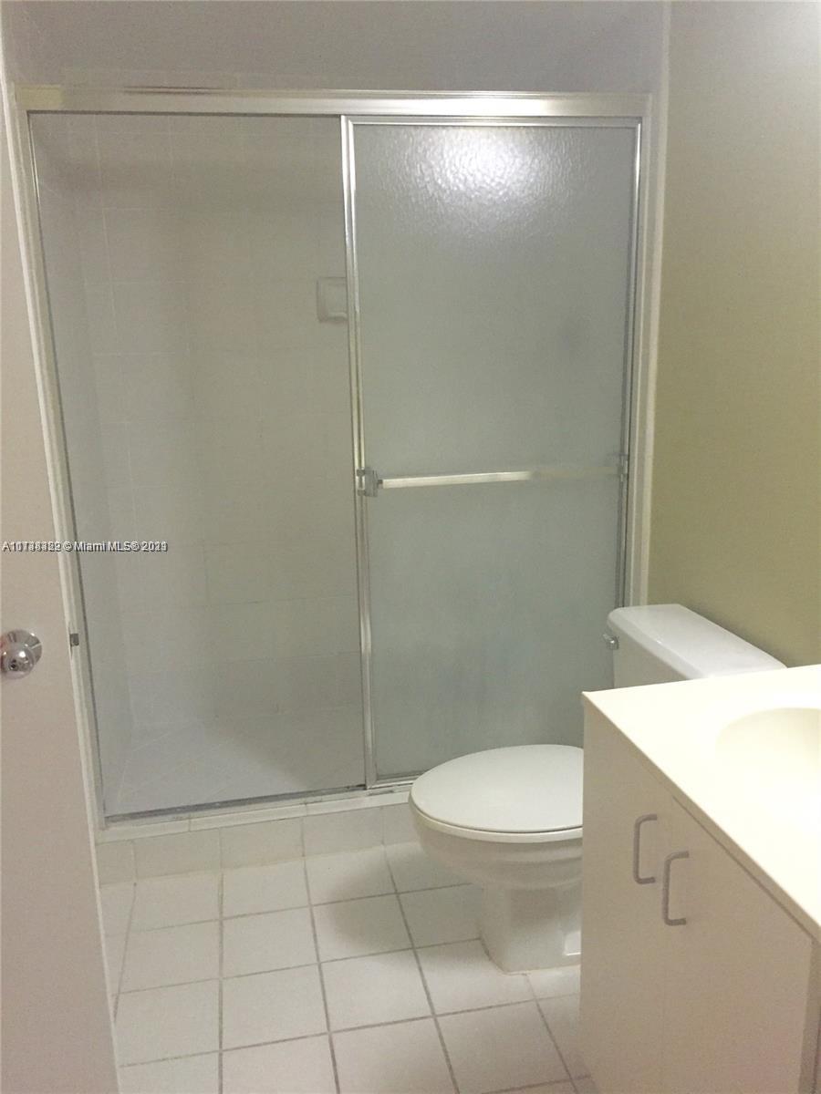 PARC CENTRAL AVENTURA EAS - Residential Lease