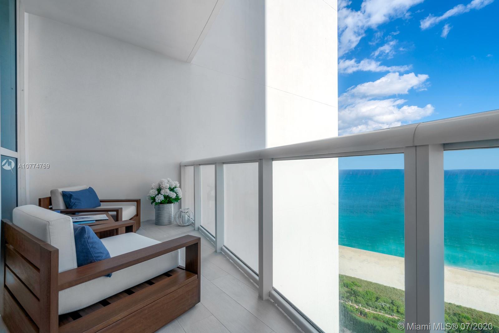 CONTINUUM ON SOUTH BEACH - Residential