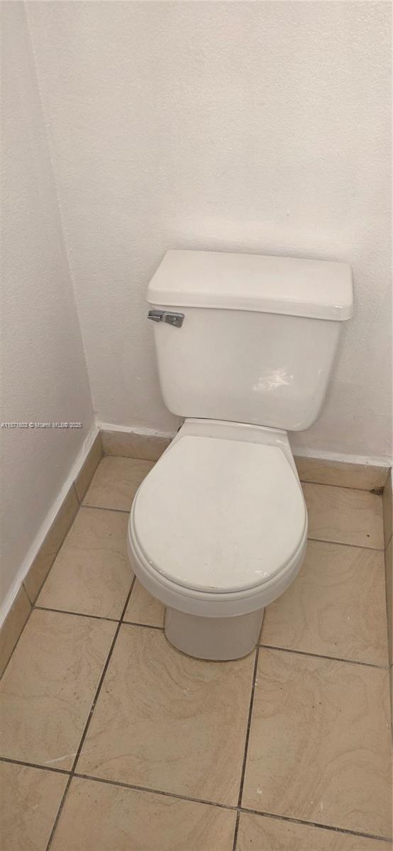 VENETIAN GARDENS AT COUNT - Residential