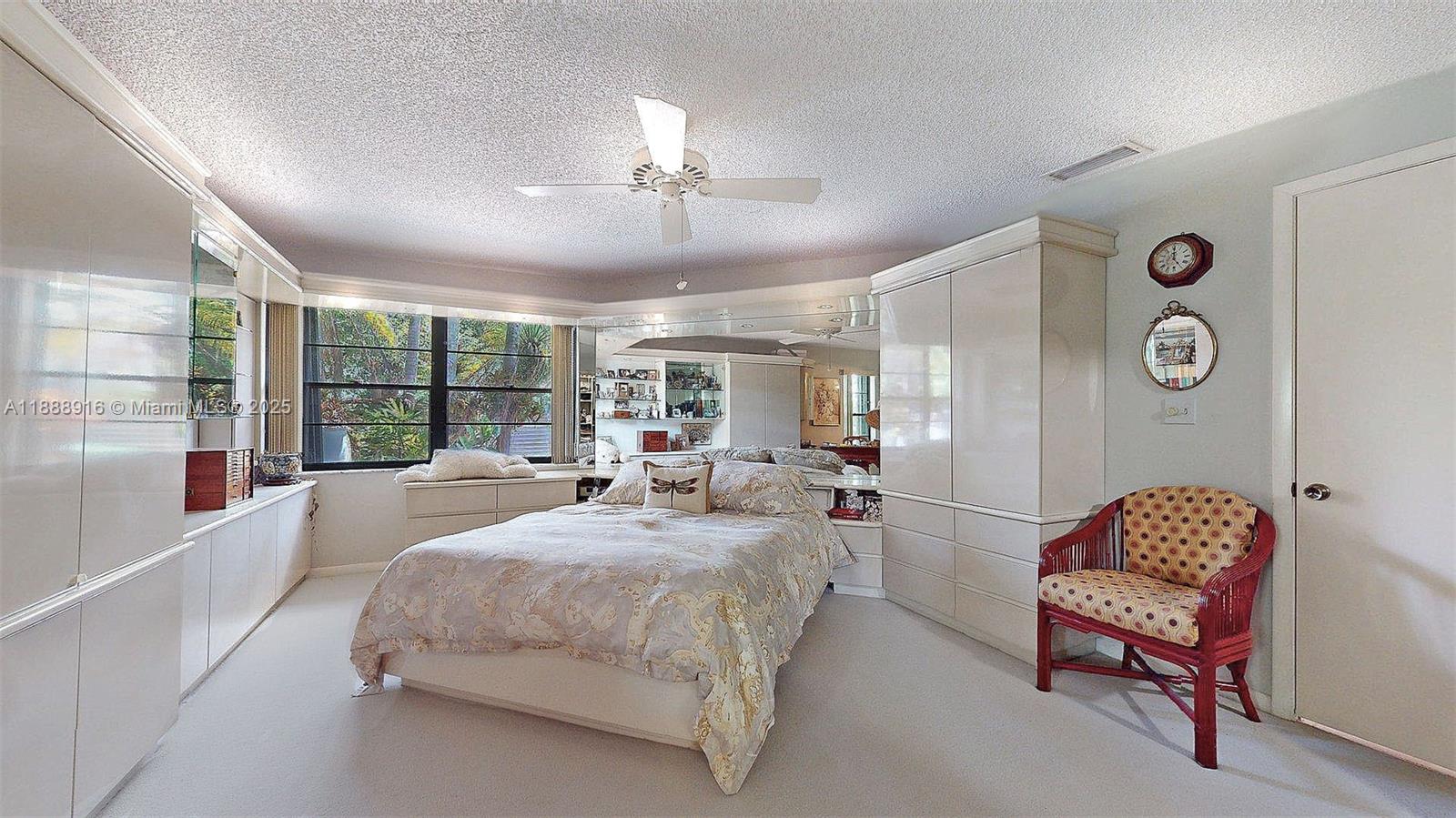 THE TOWNHOMES OF DORAL OA - Residential