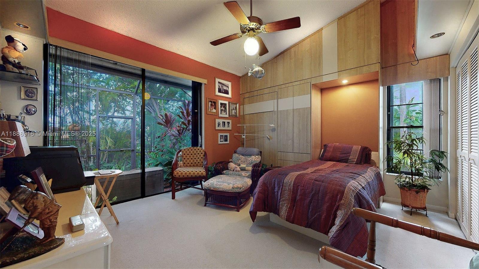 THE TOWNHOMES OF DORAL OA - Residential