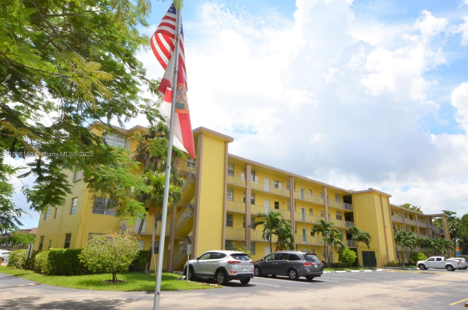 SANDALFOOT BLVD APTS COND - Residential Lease