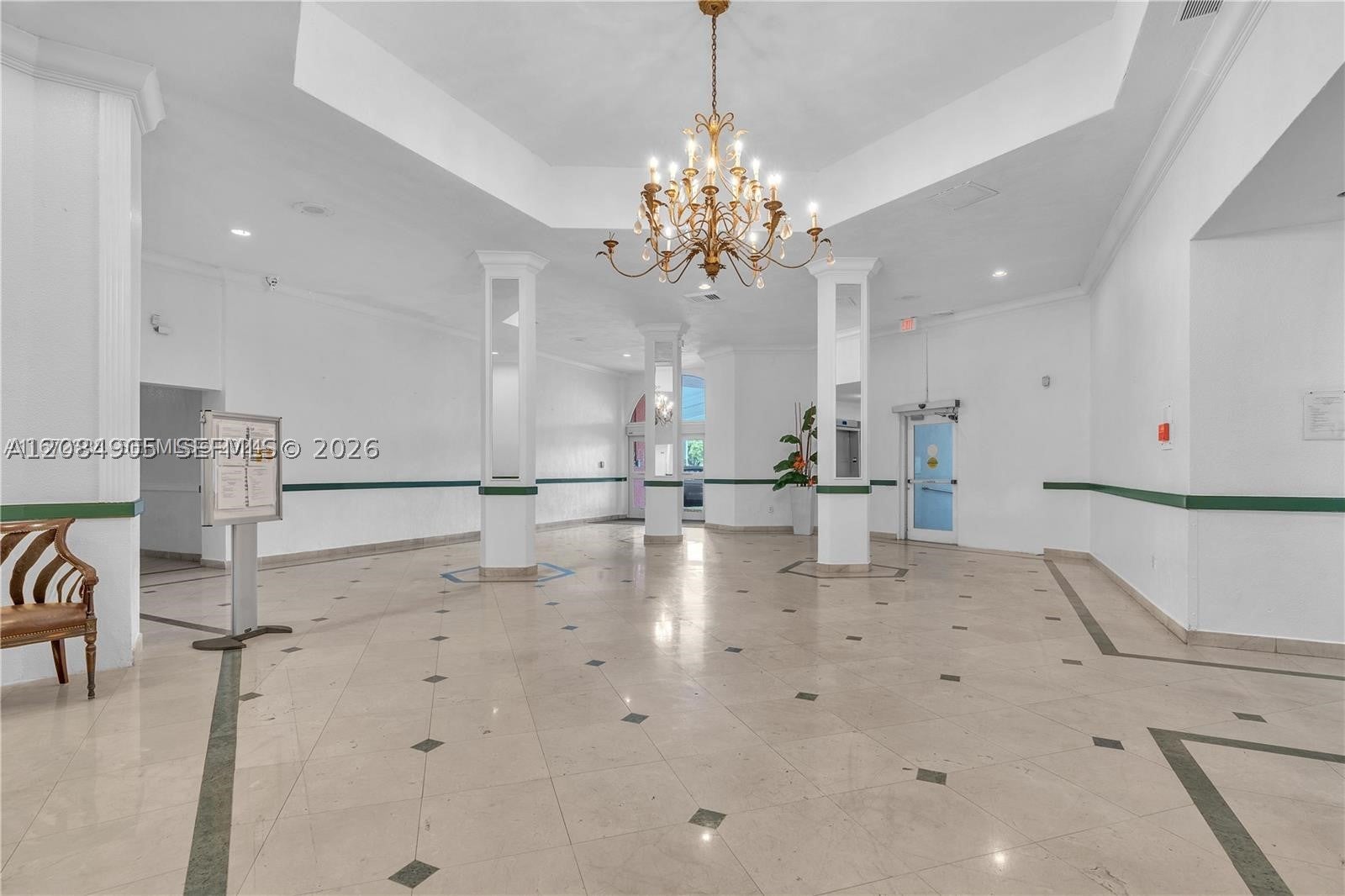 1301 NE Miami Gardens Dr 515W