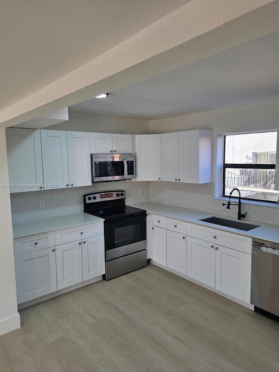 GREEN OAKS I CONDO - Residential Lease