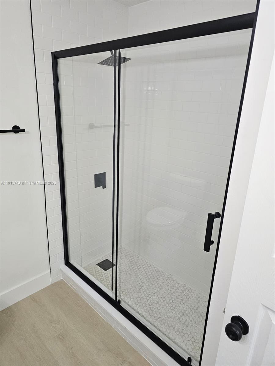 GREEN OAKS I CONDO - Residential Lease