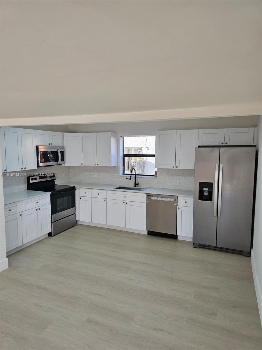 GREEN OAKS I CONDO - Residential Lease