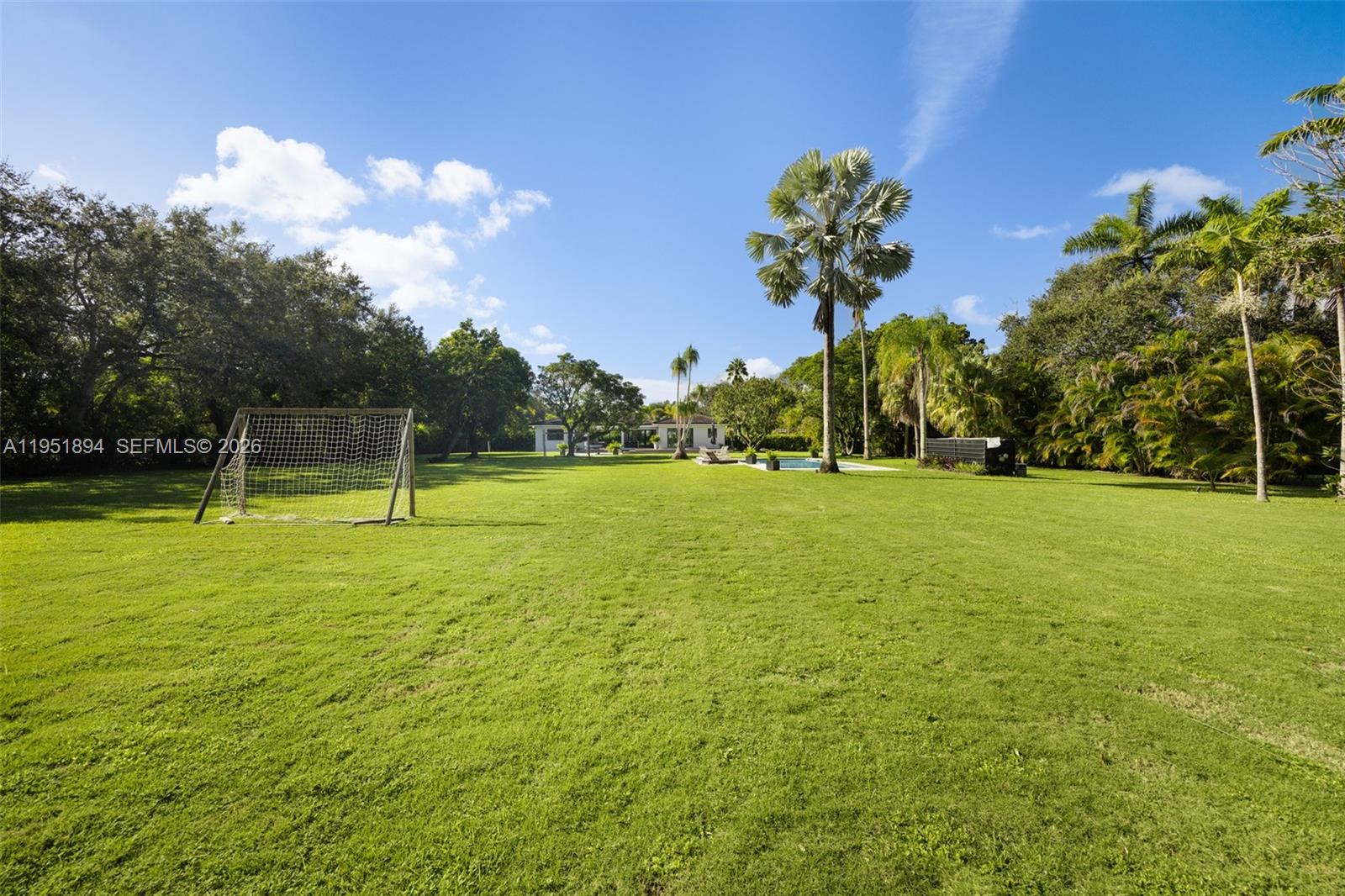 FLAGLER GROVES ESTATES SE - Land