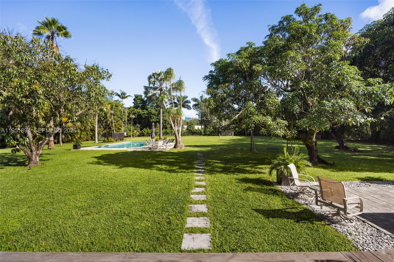 FLAGLER GROVES ESTATES SE - Land