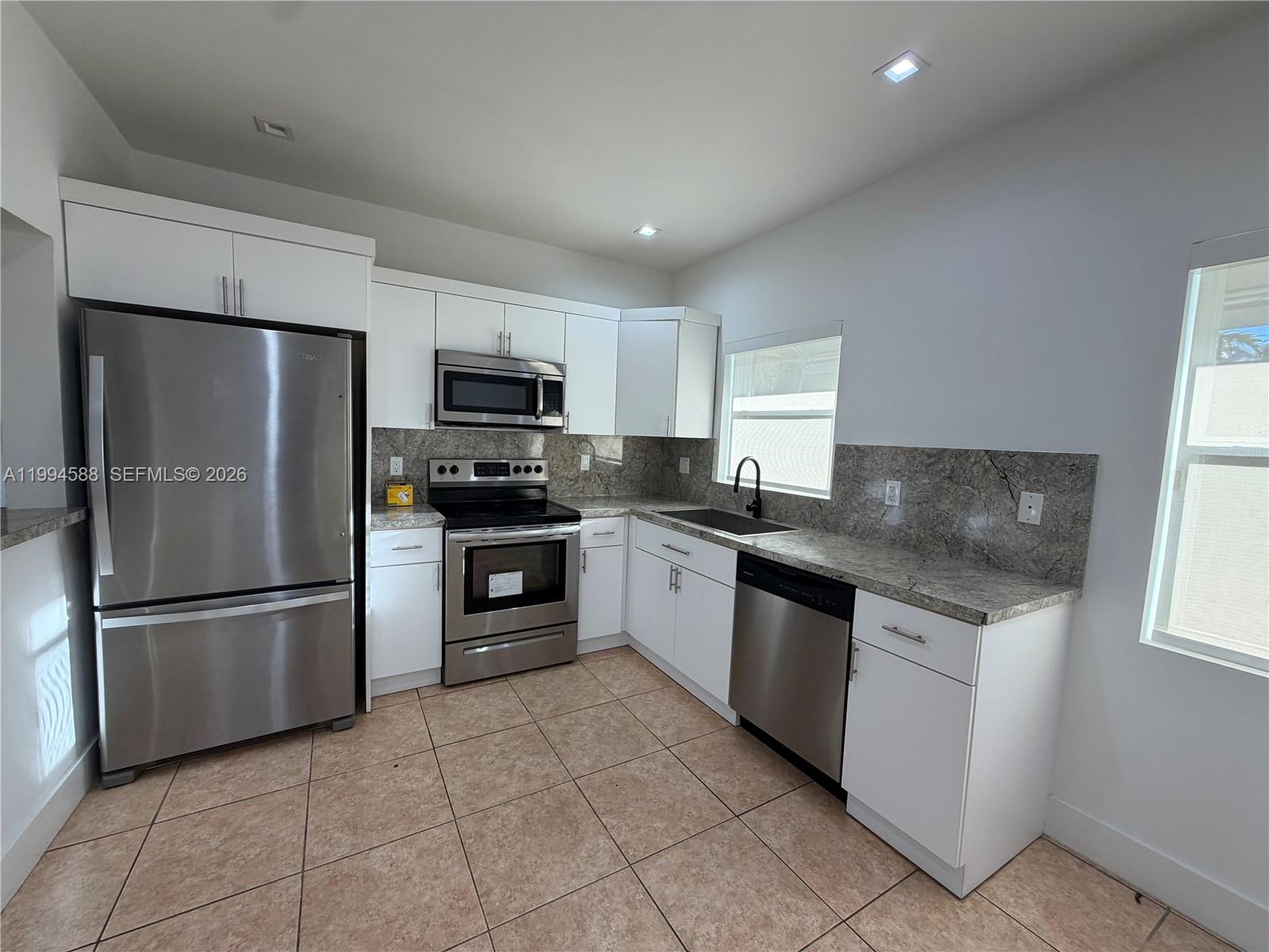 POMELO PARK - Residential