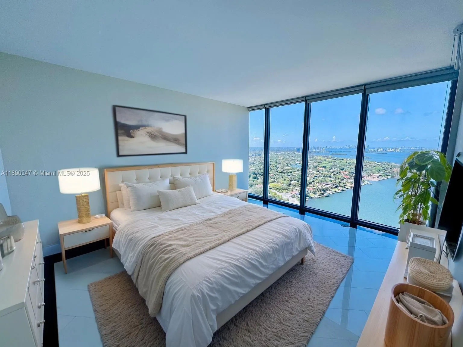 Miami, Florida 33137, United States, 2 Bedrooms Bedrooms, ,2 BathroomsBathrooms,Residential,Active,126682