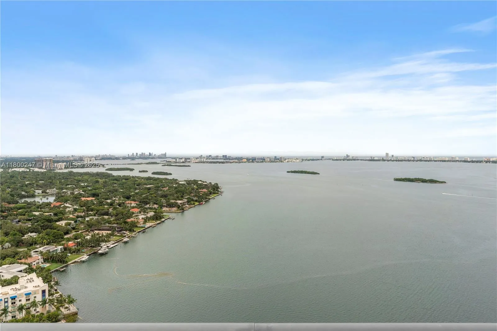 Miami, Florida 33137, United States, 2 Bedrooms Bedrooms, ,2 BathroomsBathrooms,Residential,Active,126682