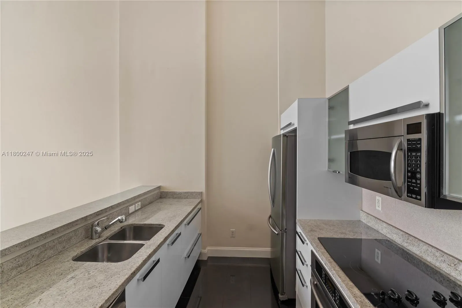 Miami, Florida 33137, United States, 2 Bedrooms Bedrooms, ,2 BathroomsBathrooms,Residential,Active,126682