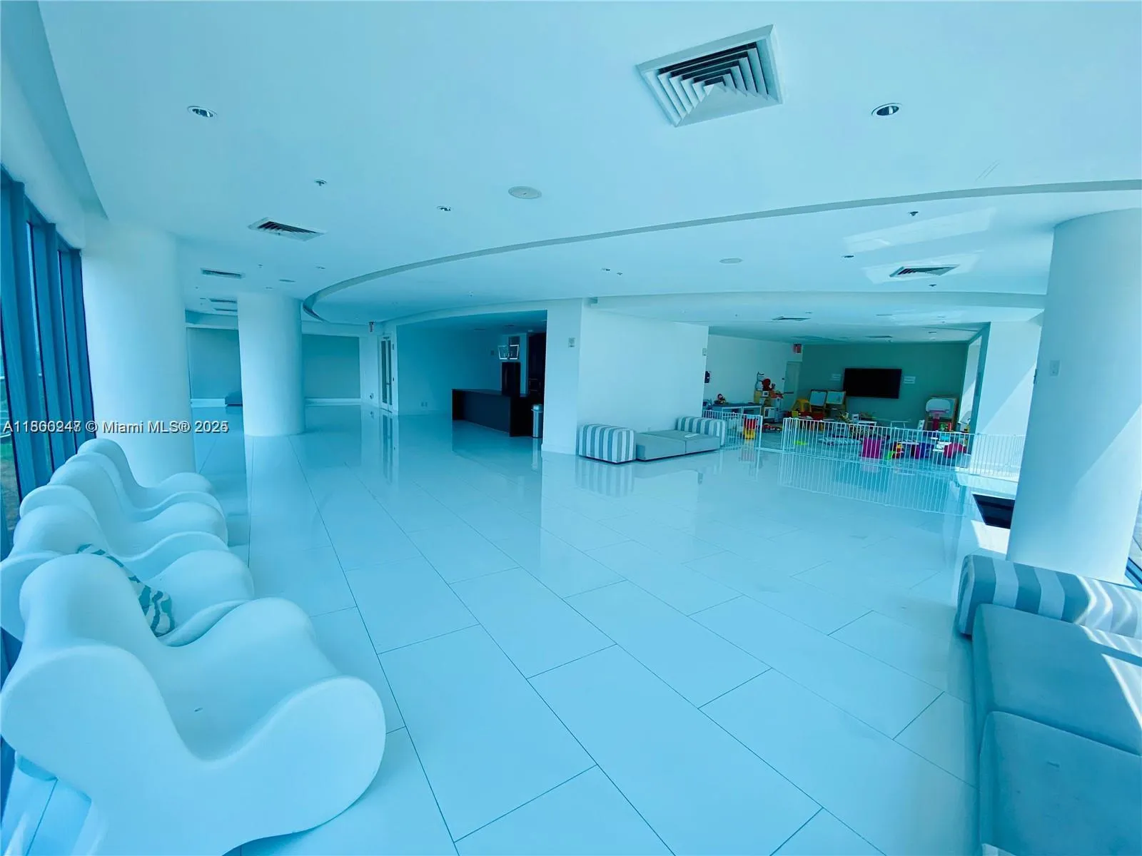 Miami, Florida 33137, United States, 2 Bedrooms Bedrooms, ,2 BathroomsBathrooms,Residential,Active,126682