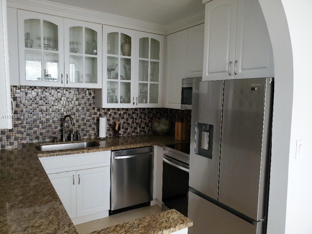 PARKVIEW POINT CONDO - Residential