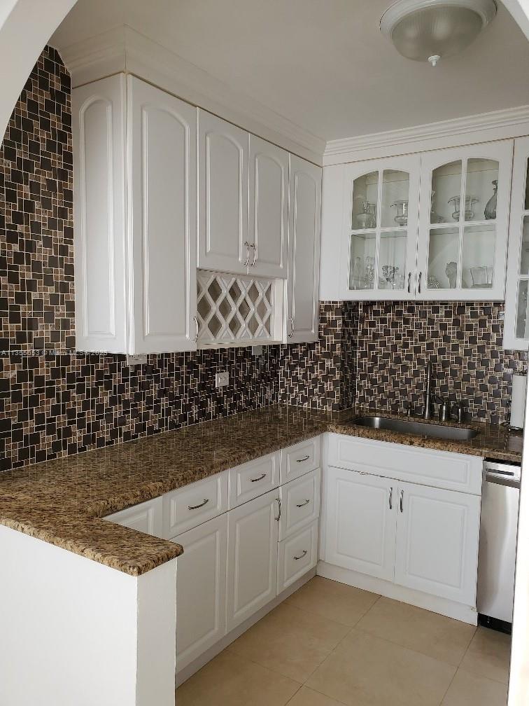 PARKVIEW POINT CONDO - Residential