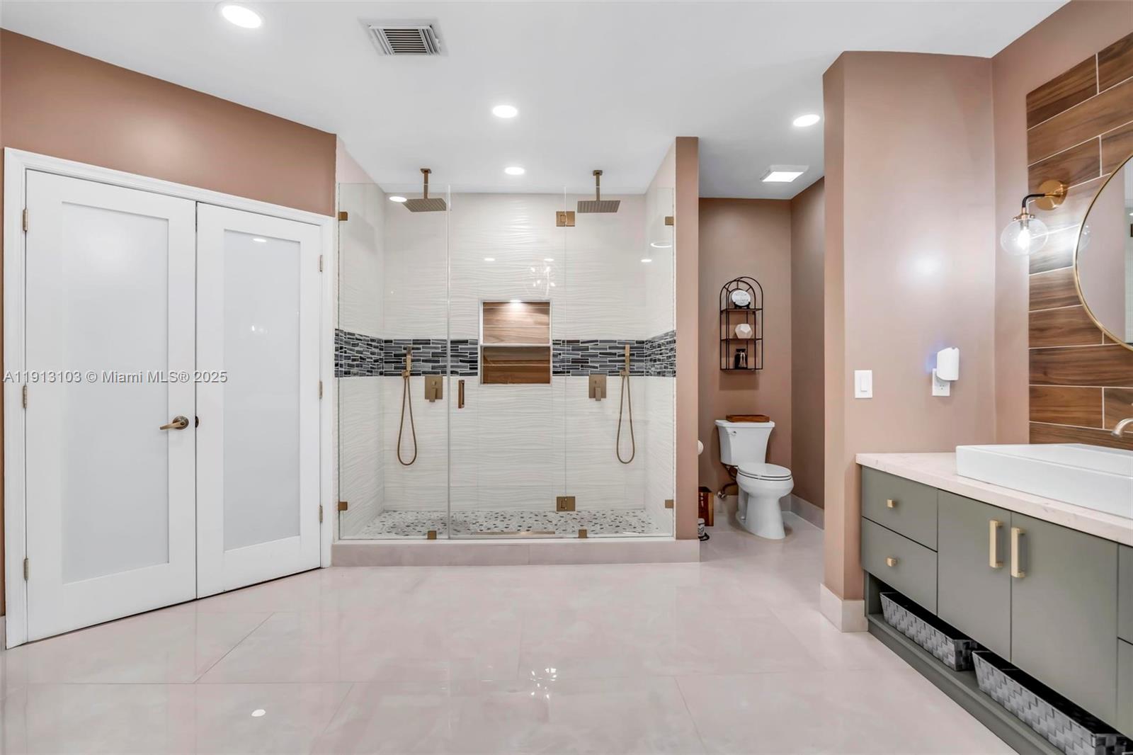 POD 2 AT MONARCH LAKES - Residential