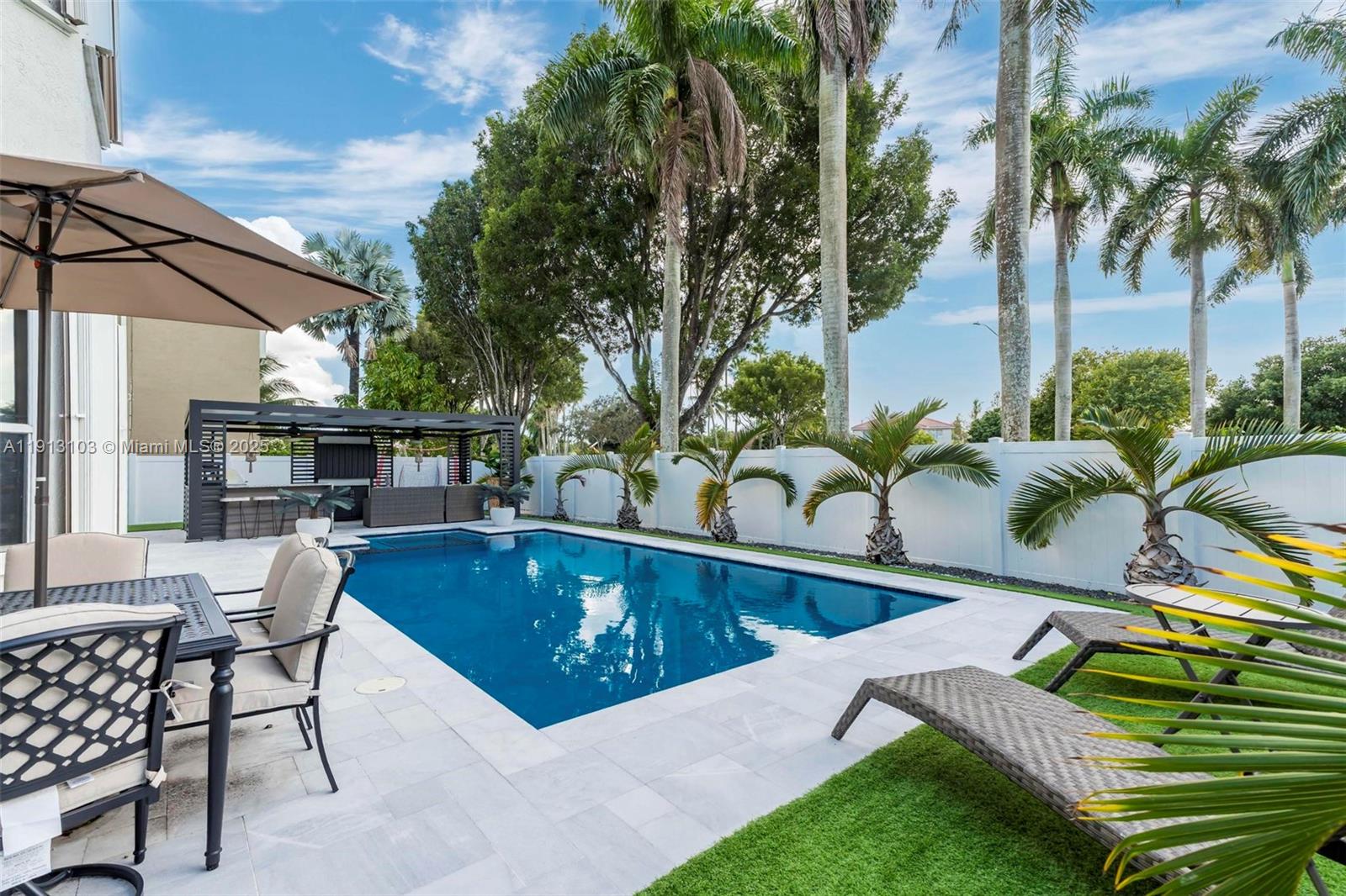 POD 2 AT MONARCH LAKES - Residential