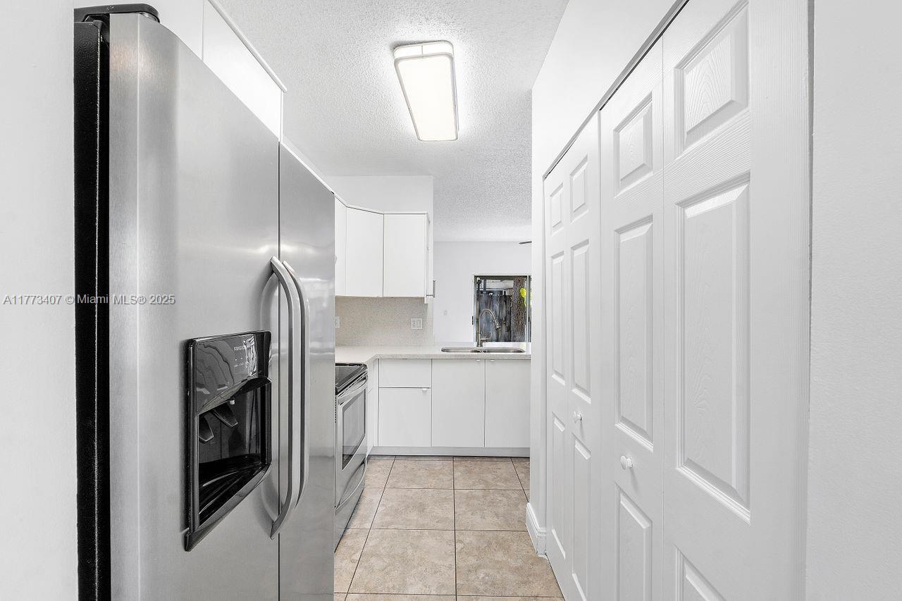 EMERALD COURTS - OPAL CRE - Residential