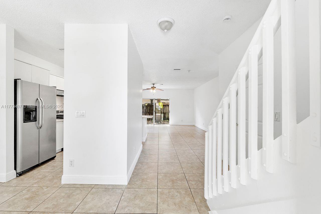 EMERALD COURTS - OPAL CRE - Residential