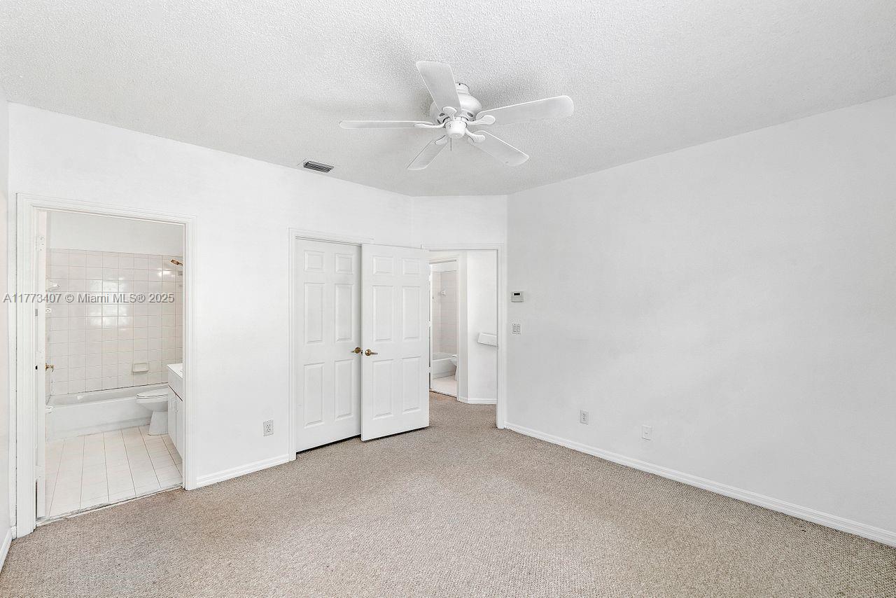 EMERALD COURTS - OPAL CRE - Residential