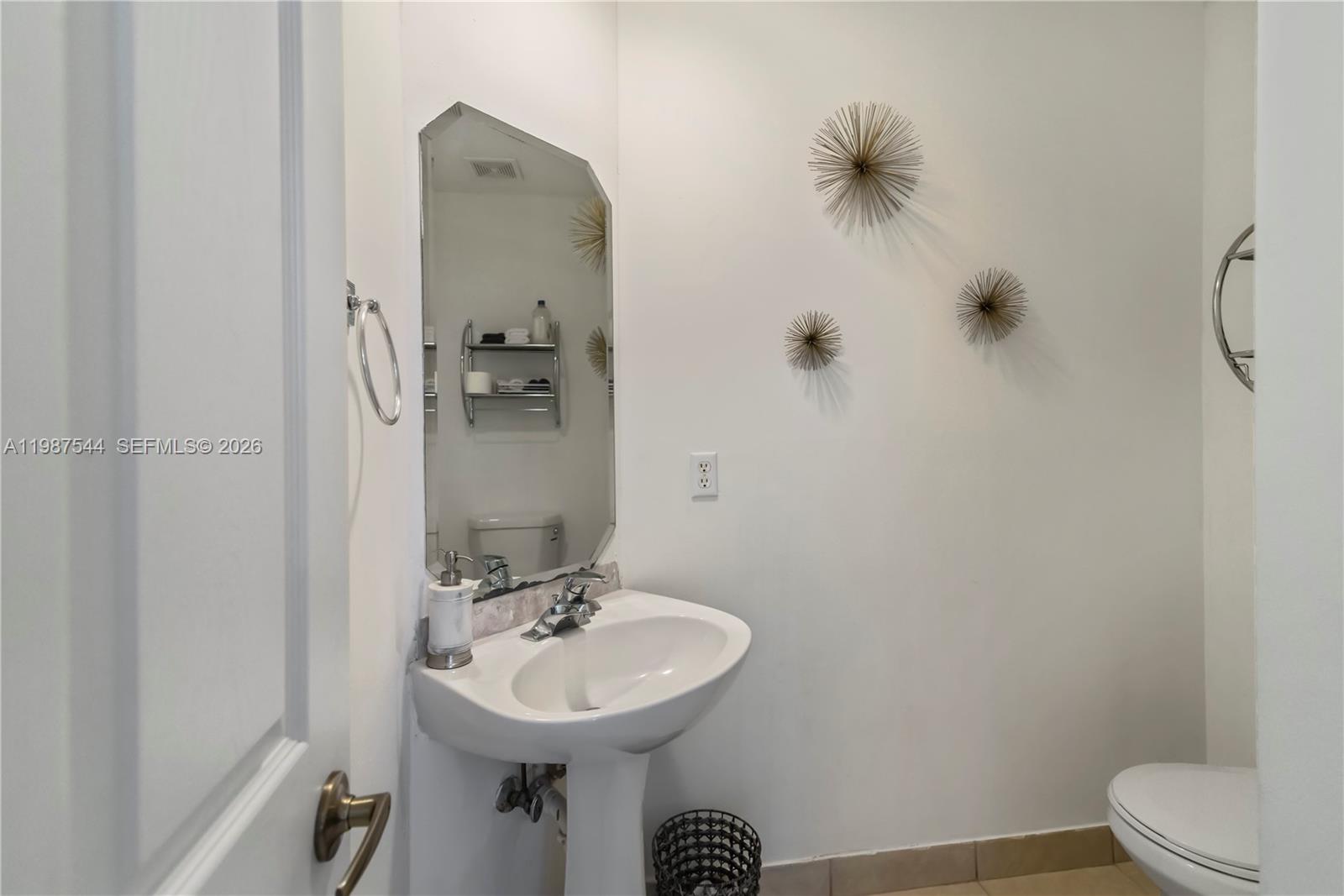 PEMBROKE FALLS PHASE 7 - Residential Lease