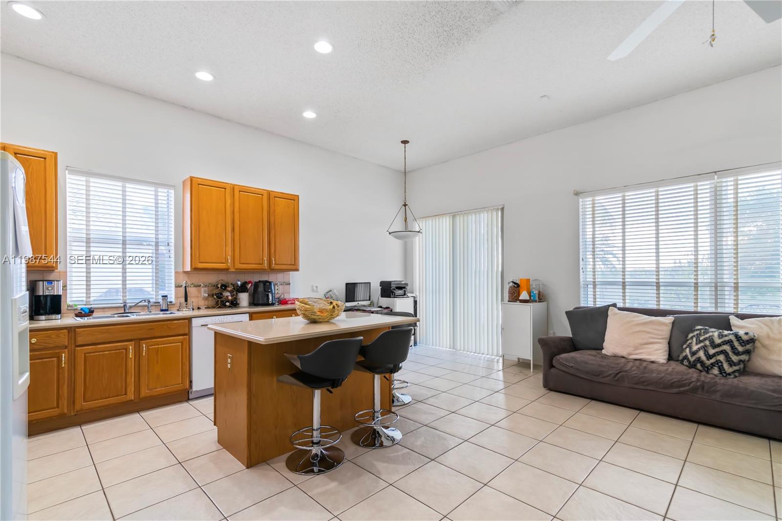 PEMBROKE FALLS PHASE 7 - Residential Lease