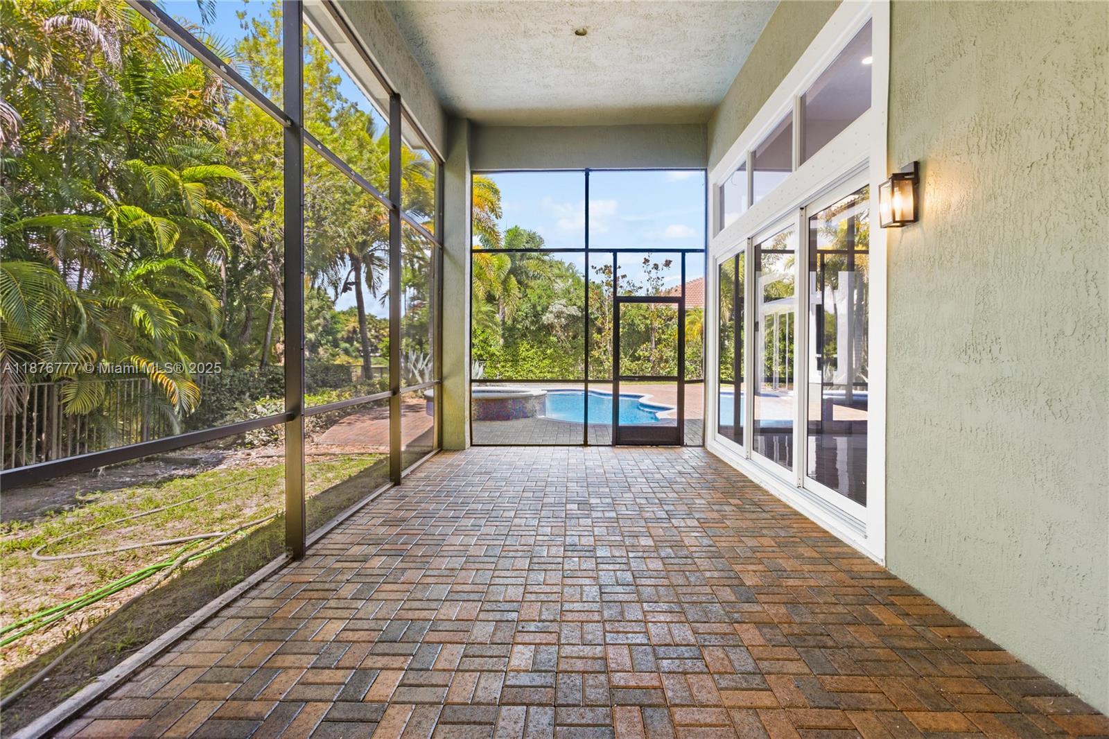 HERON BAY TWO - Residential